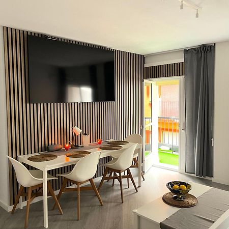 Small Home Фуэнхирола Экстерьер фото