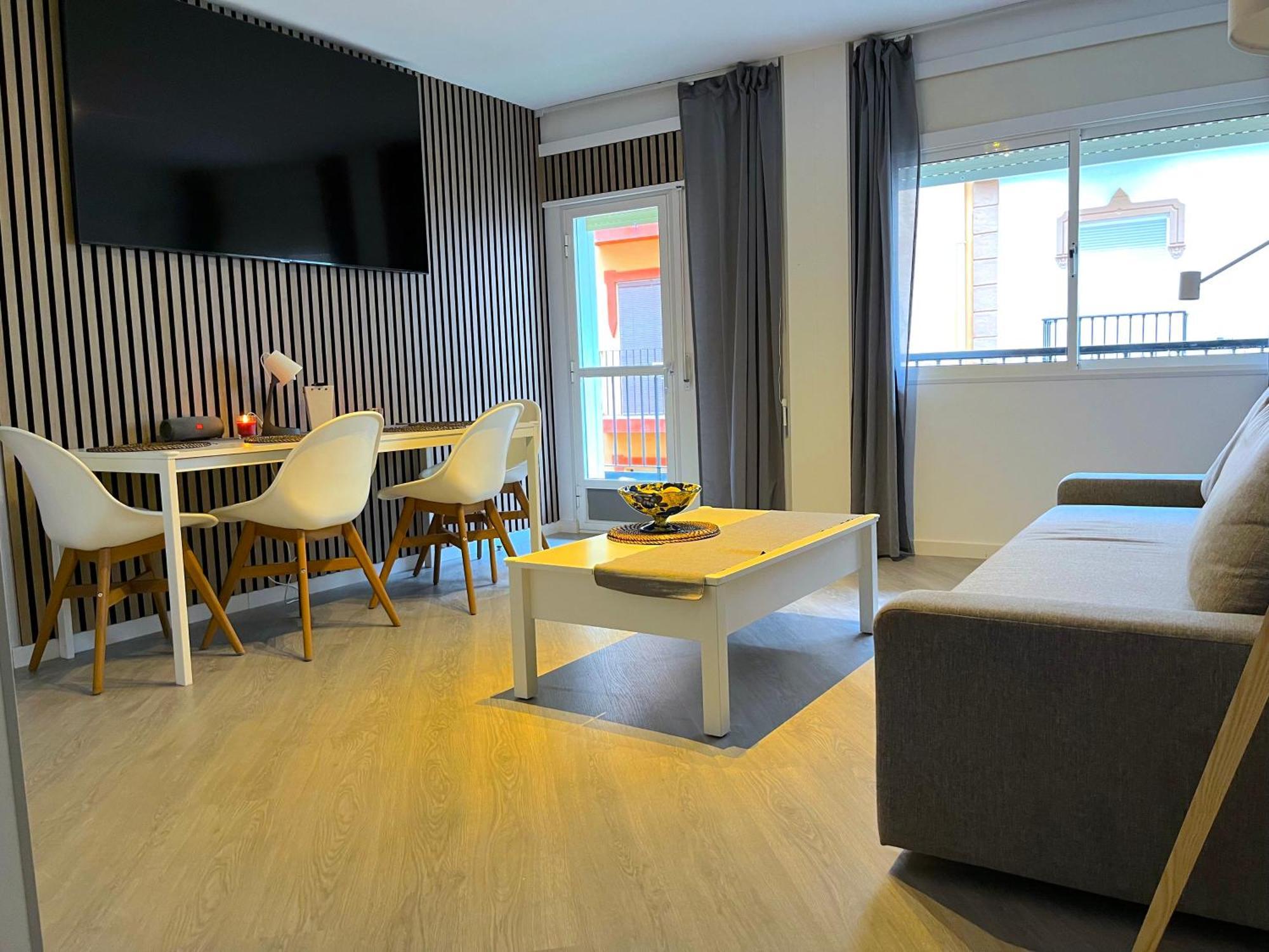 Small Home Фуэнхирола Экстерьер фото