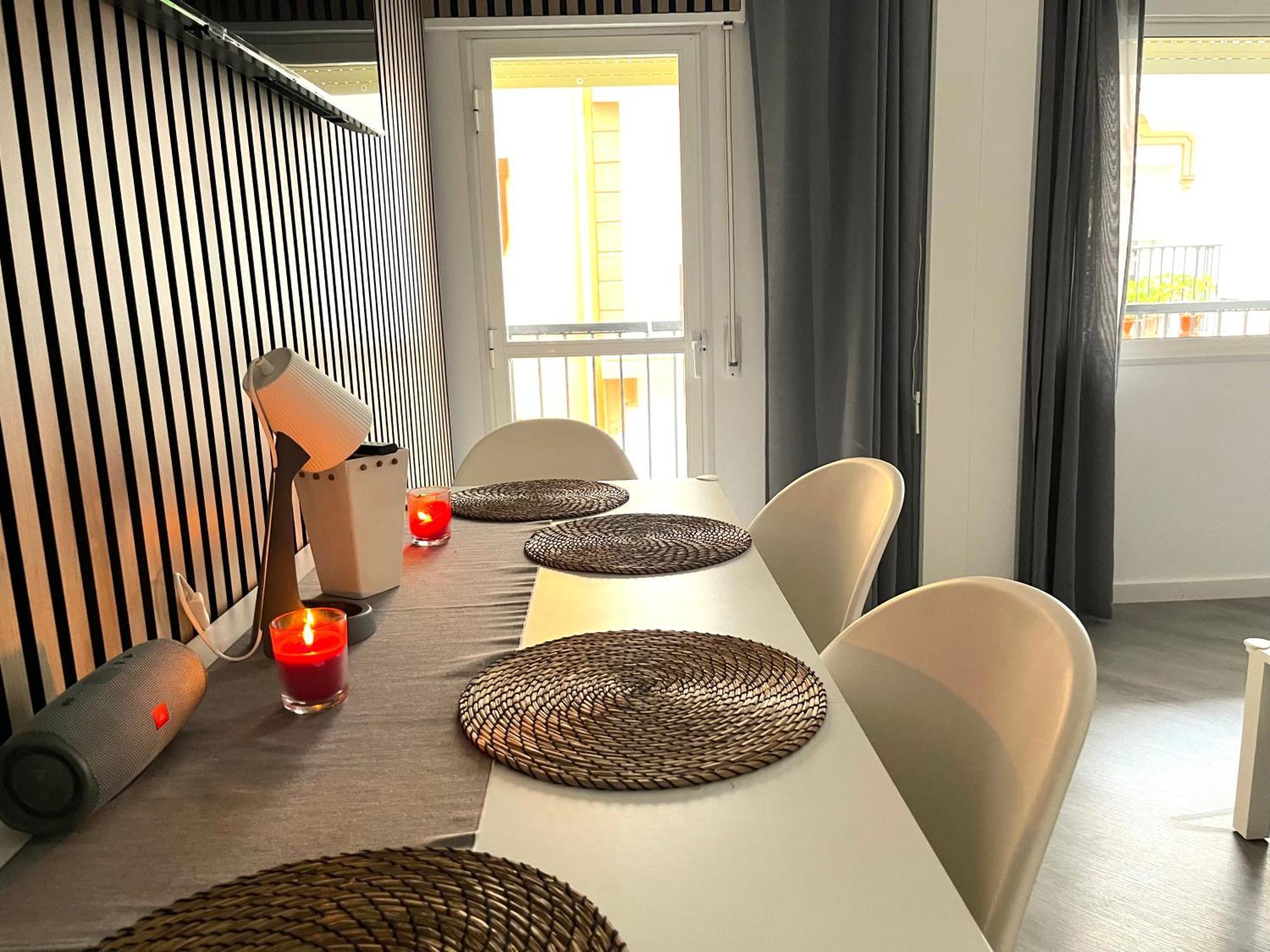 Small Home Фуэнхирола Экстерьер фото